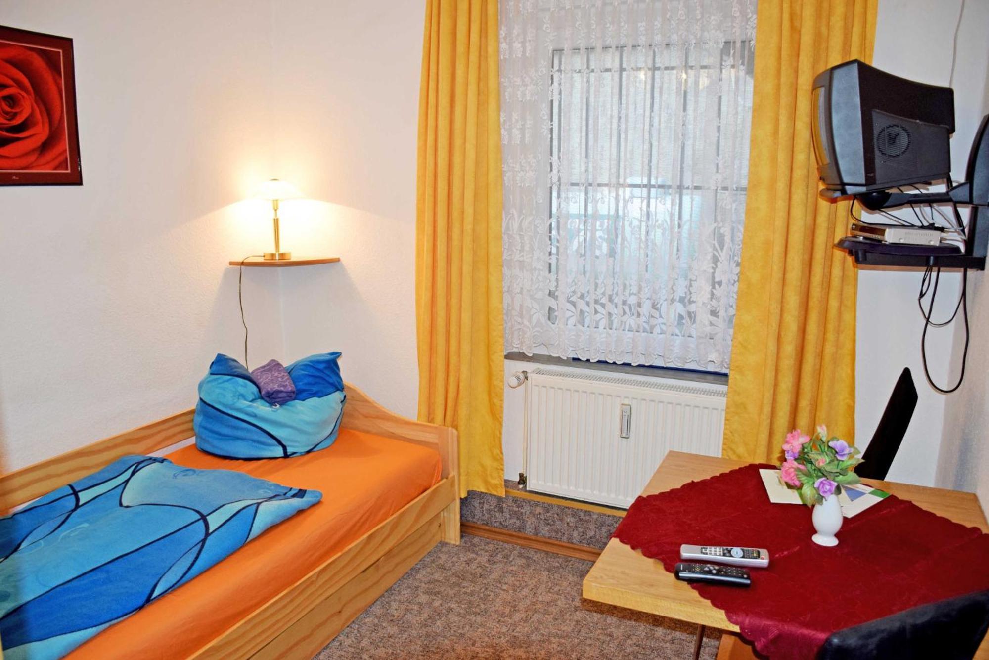 Ferienwohnung/ Ferienzimmer Asche Aschersleben Exterior foto